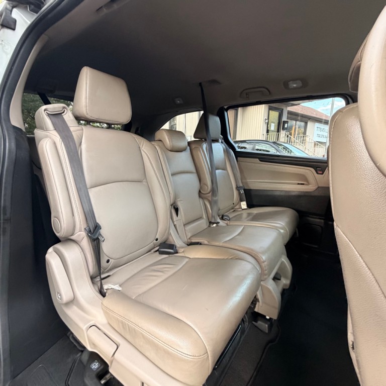 2021 Honda Odyssey Image 15