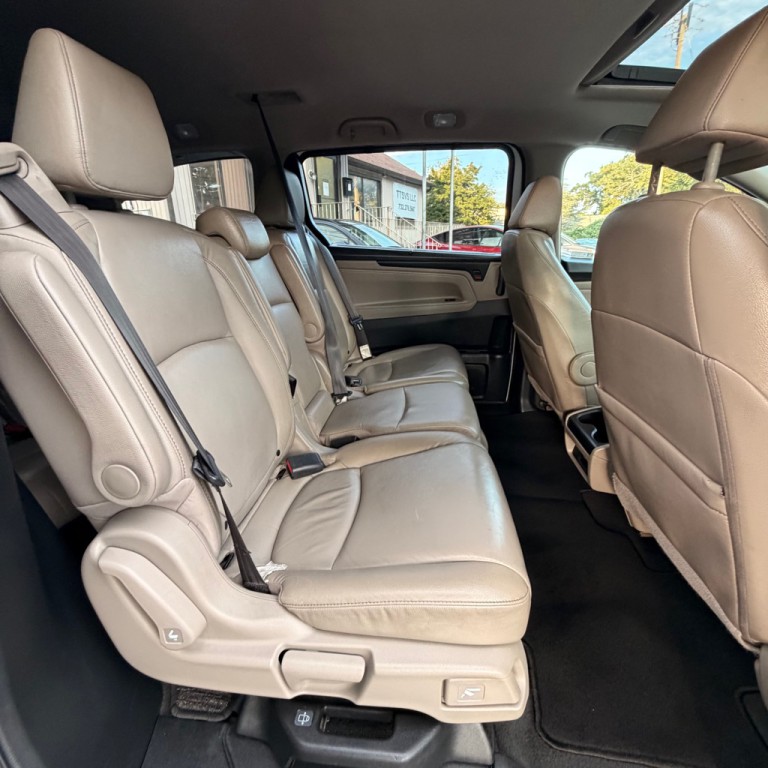 2021 Honda Odyssey Image 16
