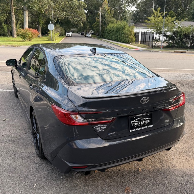 2025 Toyota Camry Image 3