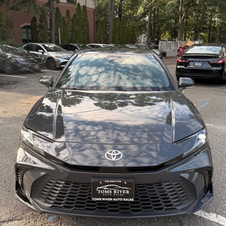 2025 Toyota Camry Image 8