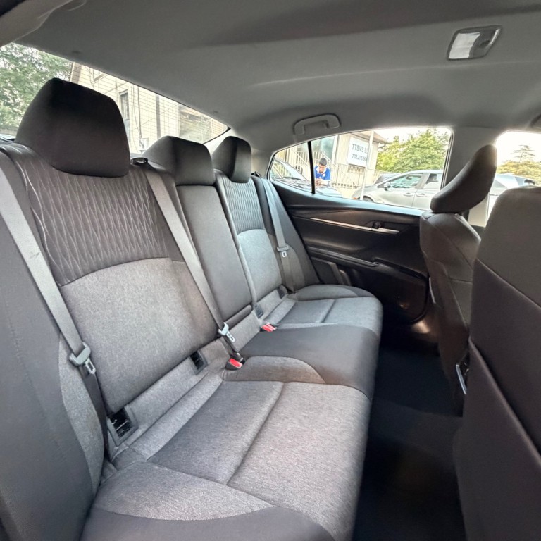 2025 Toyota Camry Image 12