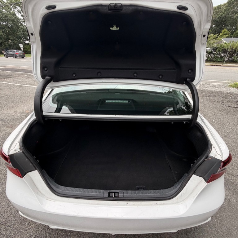 2024 Toyota Camry Image 9