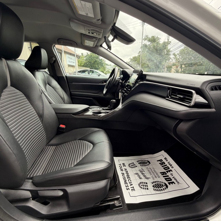 2024 Toyota Camry Image 16