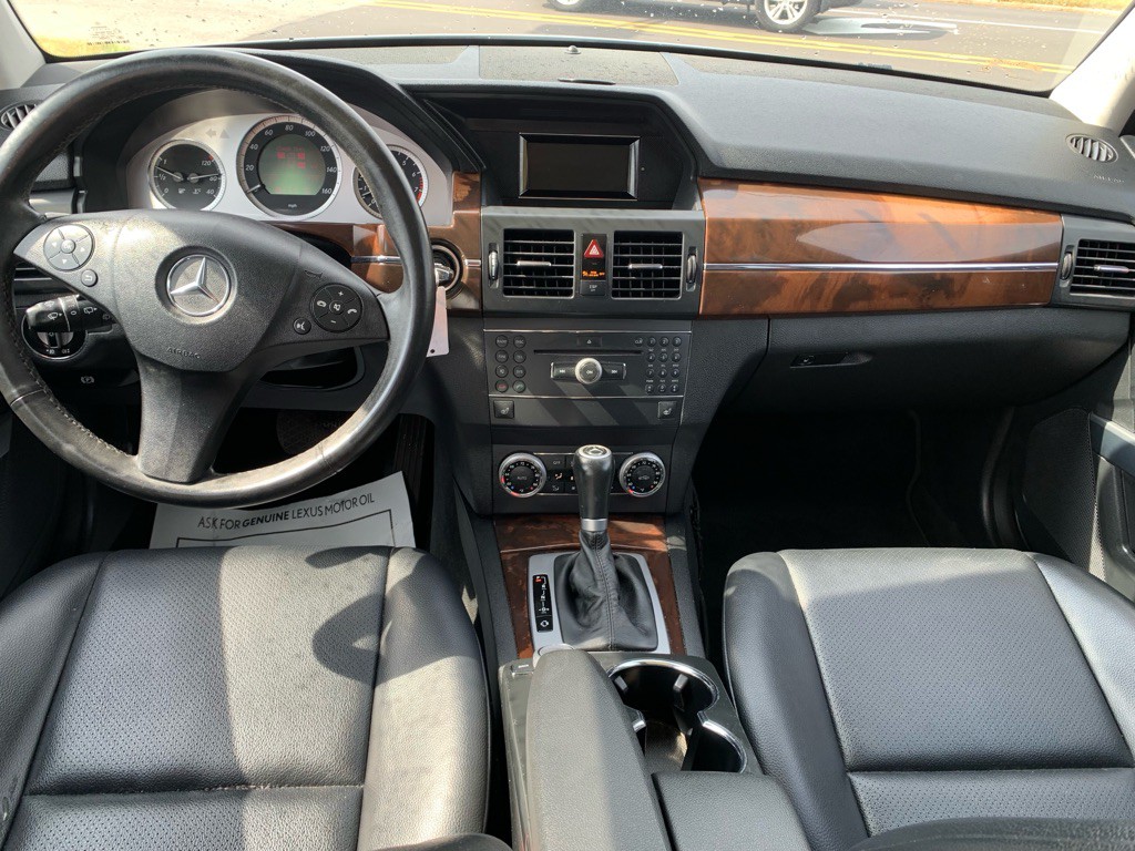 2010 Mercedes-Benz GLK-Class Image 17