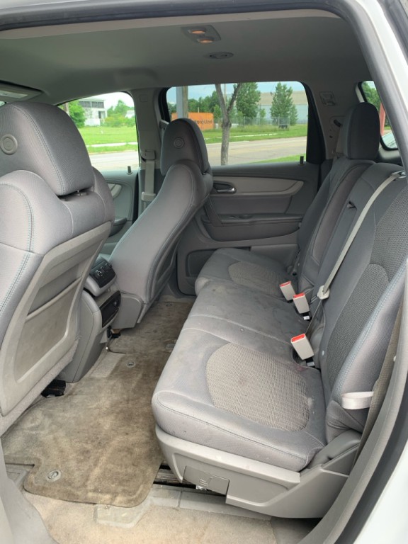 2017 Chevrolet Traverse Image 12