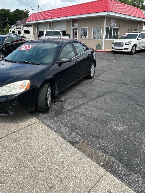 2008 Pontiac G6 Image 2