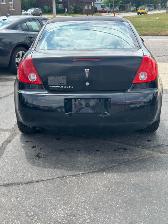 2008 Pontiac G6 Image 4