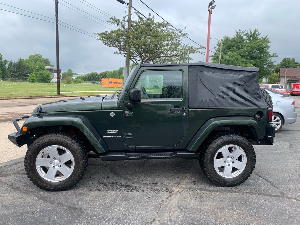 2010 Jeep Wrangler Image 3