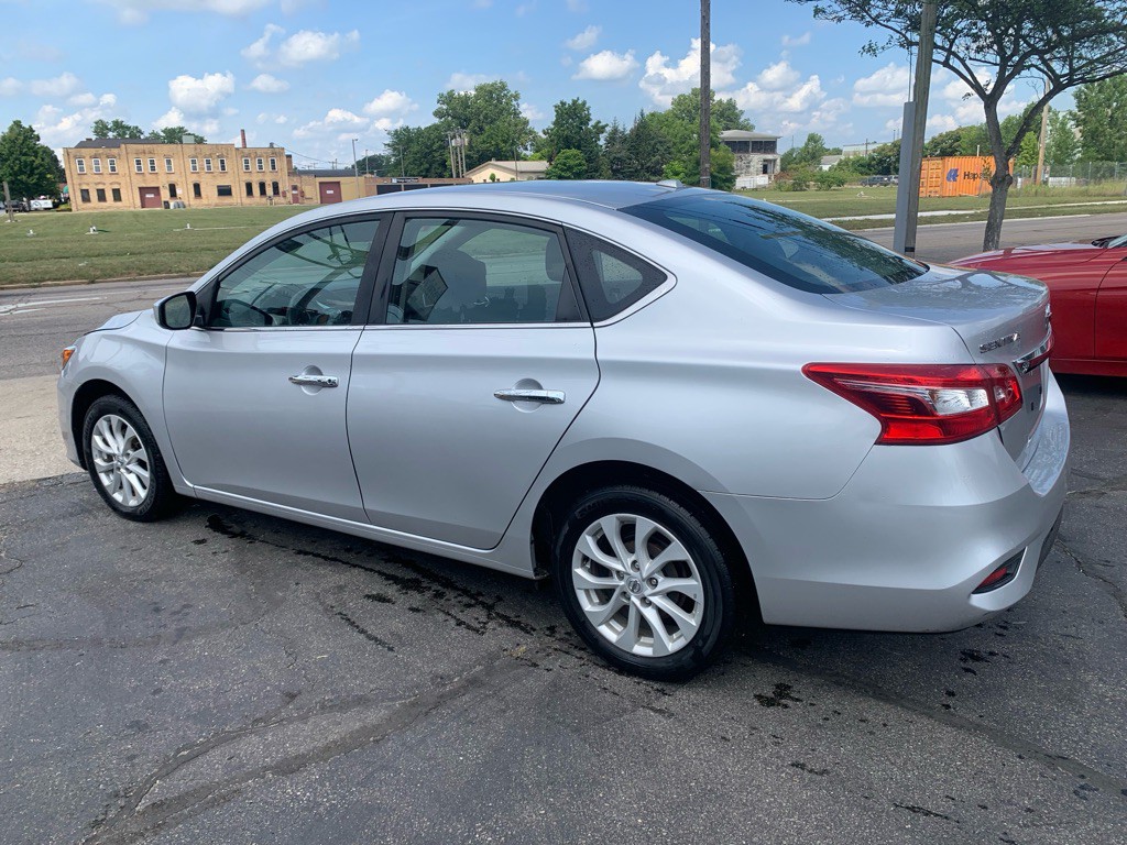 2019 Nissan Sentra Image 4