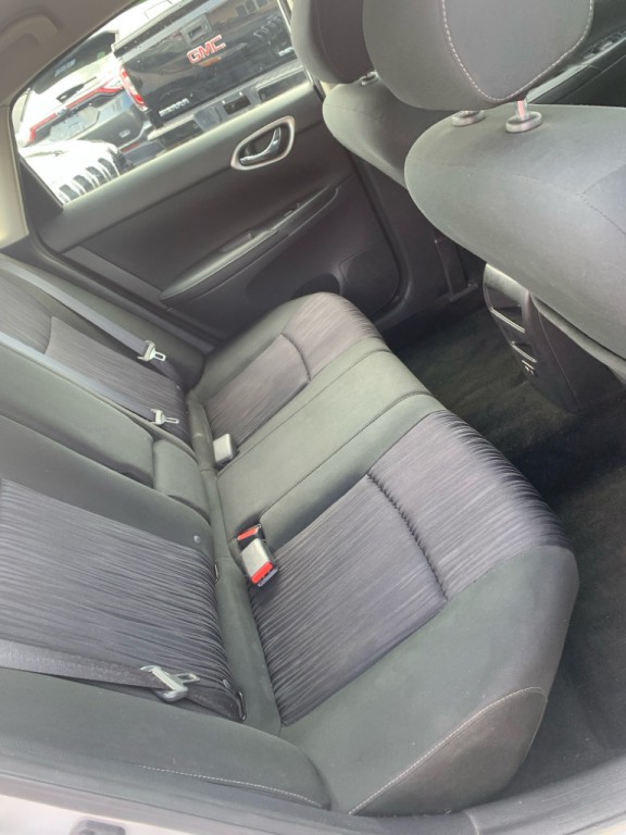 2019 Nissan Sentra Image 10