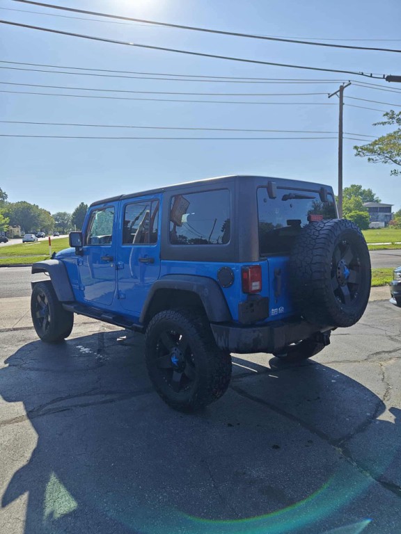 2011 Jeep Wrangler Unlimited Image 5