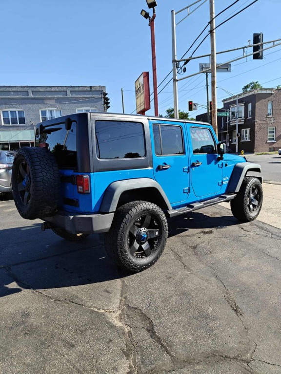 2011 Jeep Wrangler Unlimited Image 7