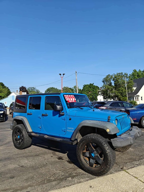 2011 Jeep Wrangler Unlimited Image 9