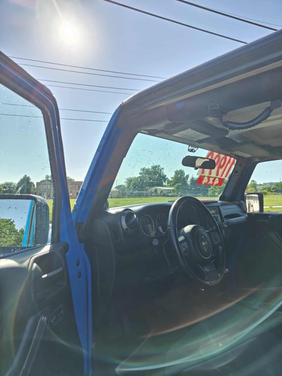 2011 Jeep Wrangler Unlimited Image 10