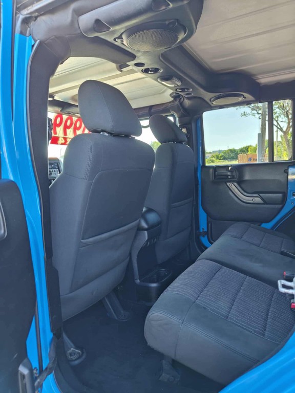 2011 Jeep Wrangler Unlimited Image 11