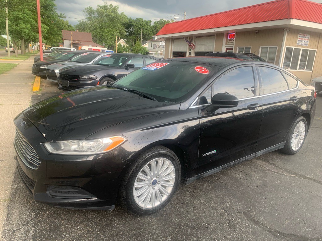 2015 Ford Fusion Image 1