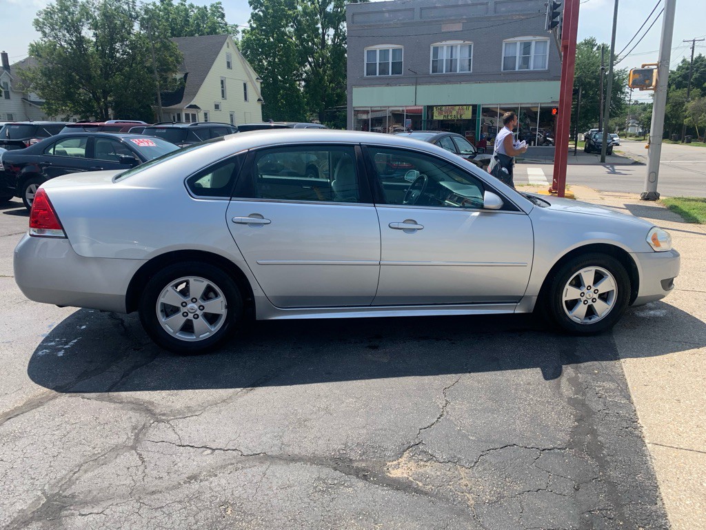 2011 Chevrolet Impala Image 7