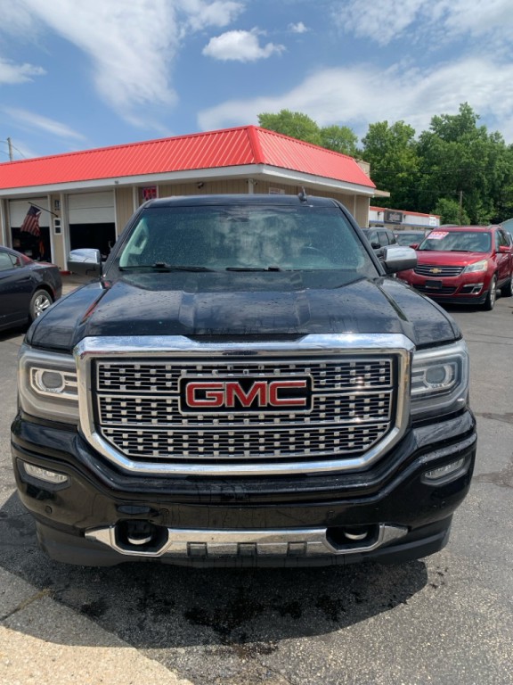2017 GMC Sierra Image 2