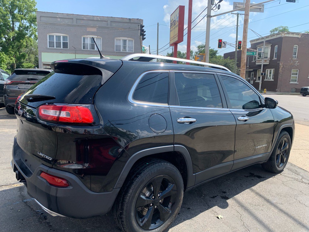 2015 Jeep Cherokee Image 6