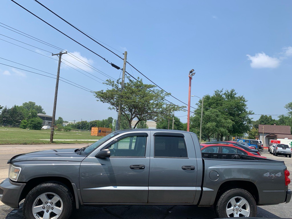 2010 Dodge Dakota Image 3
