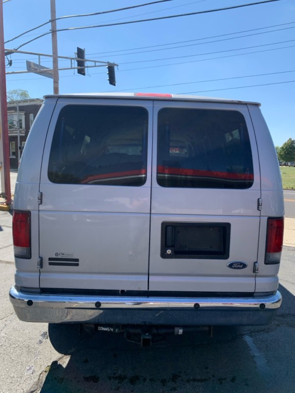 2008 Ford Econoline Image 5