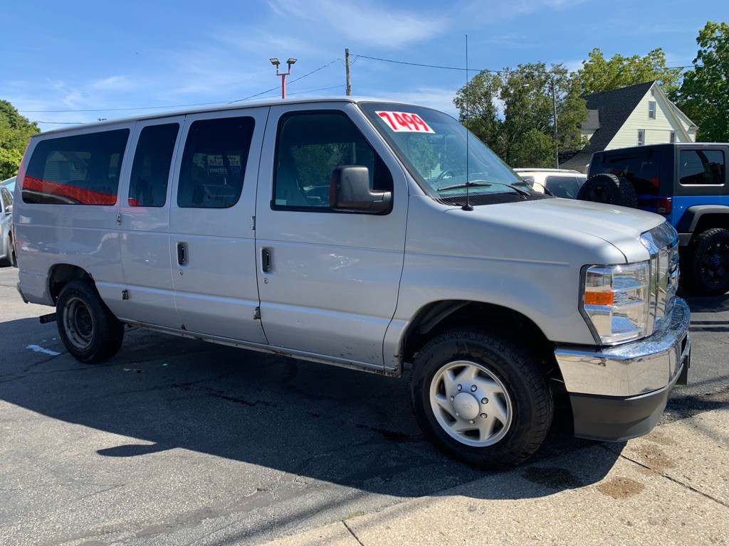 2008 Ford Econoline Image 8