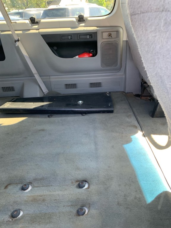 2008 Ford Econoline Image 11