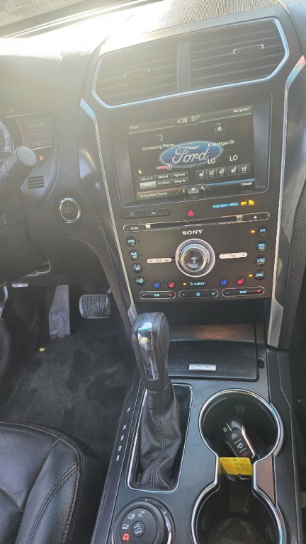 2016 Ford Explorer Image 20