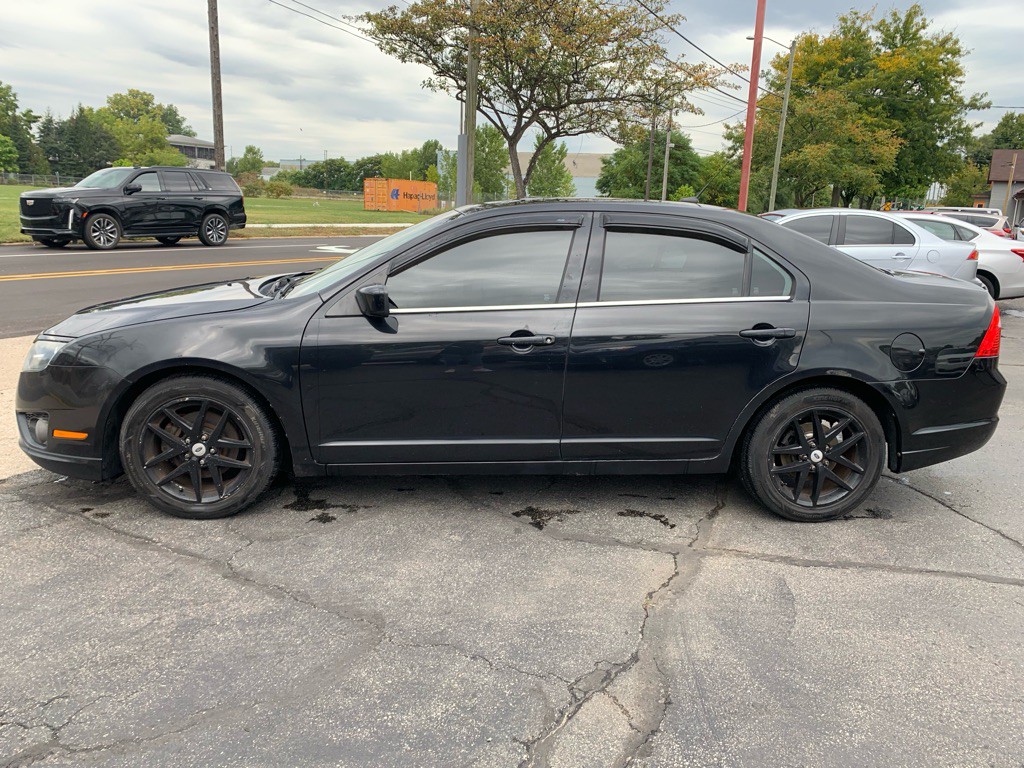 2010 Ford Fusion Image 3