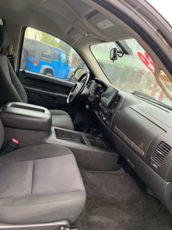 2011 Chevrolet Silverado 1500 Image 9