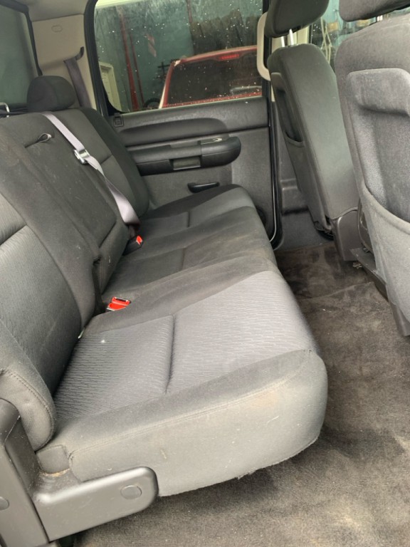 2011 Chevrolet Silverado 1500 Image 12