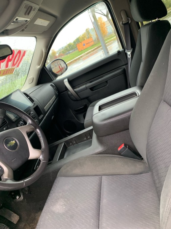 2011 Chevrolet Silverado 1500 Image 13