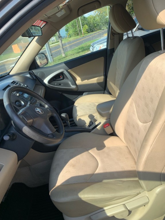 2011 Toyota Rav4 Image 13