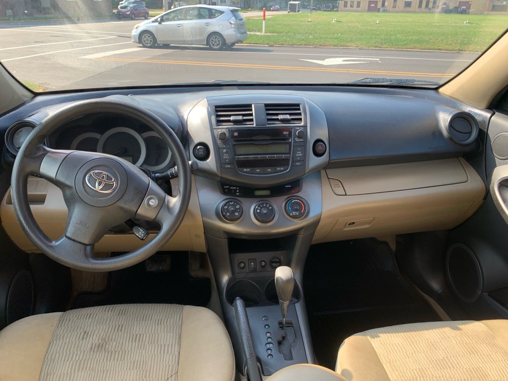 2011 Toyota Rav4 Image 14