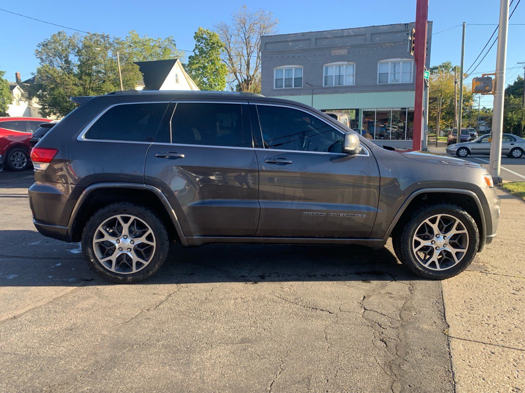 2018 Jeep Grand Cherokee Image 8