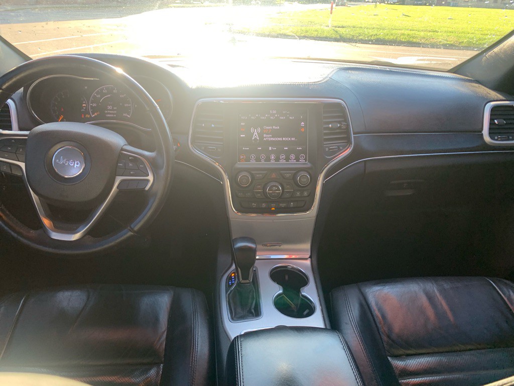2018 Jeep Grand Cherokee Image 15