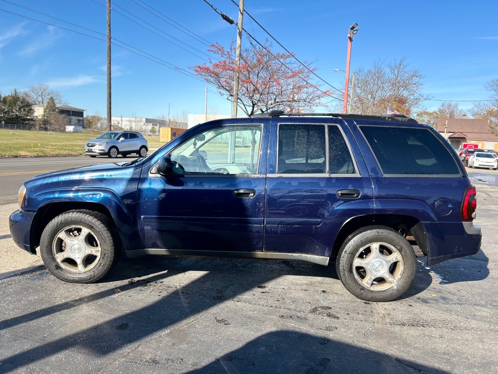 2007 Chevrolet Trailblazer Image 3