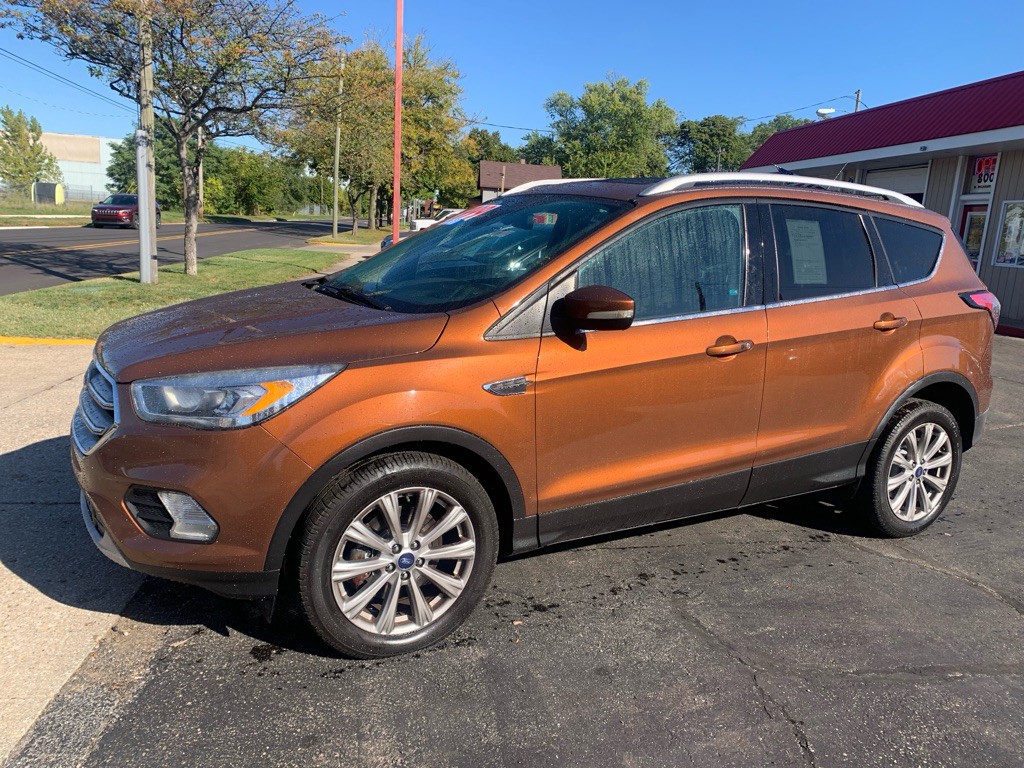 2017 Ford Escape Image 1