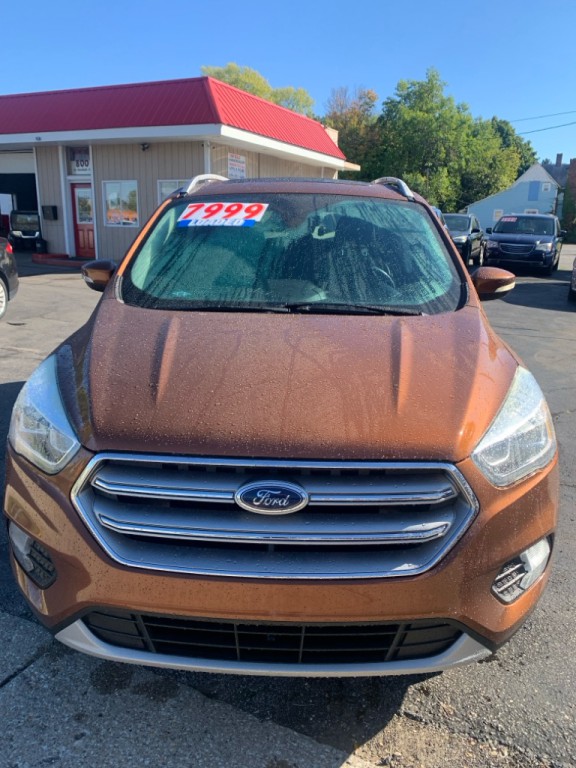 2017 Ford Escape Image 2