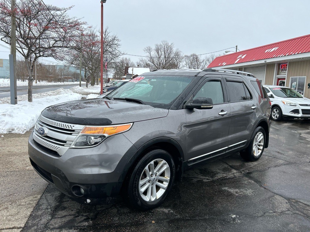 2012 Ford Explorer Image 1