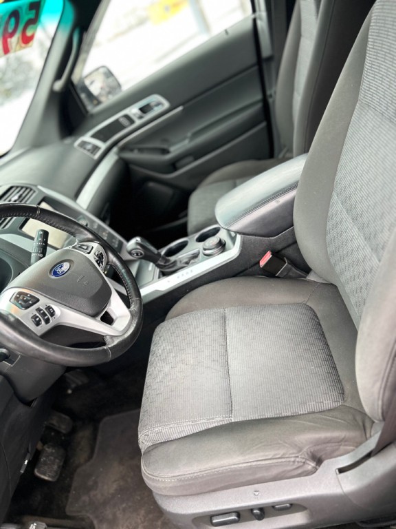 2012 Ford Explorer Image 14