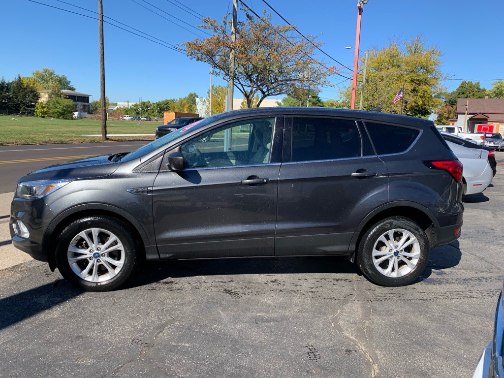 2019 Ford Escape Image 3