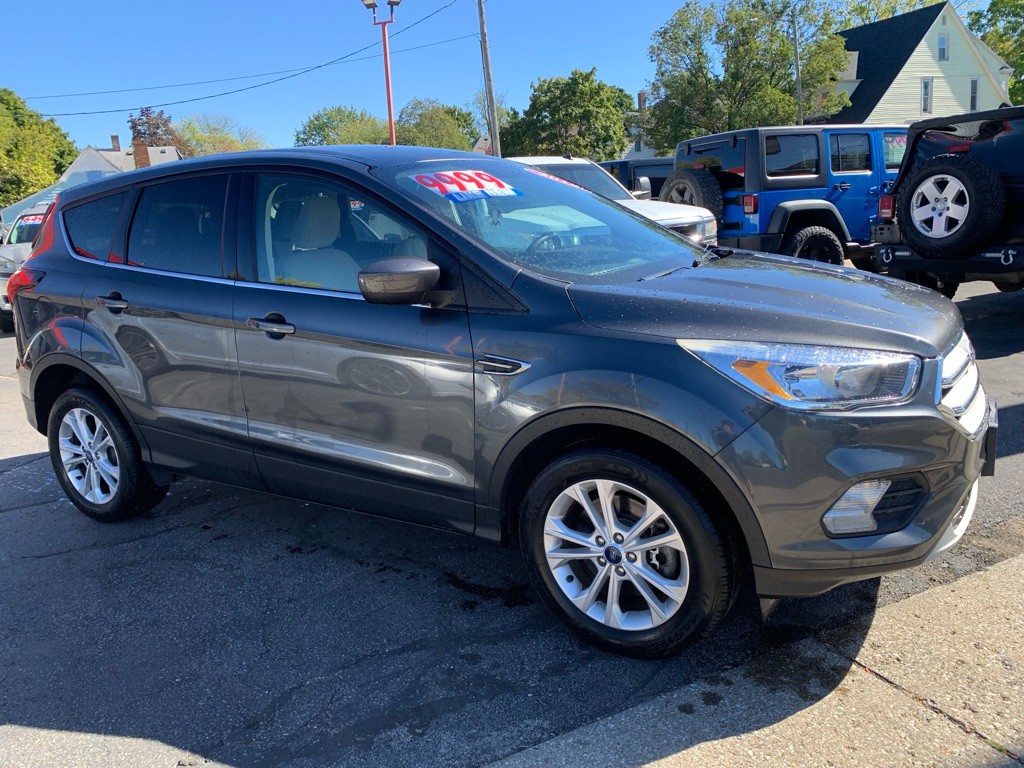 2019 Ford Escape Image 9
