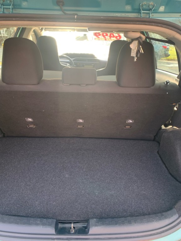 2012 Toyota Prius Image 6