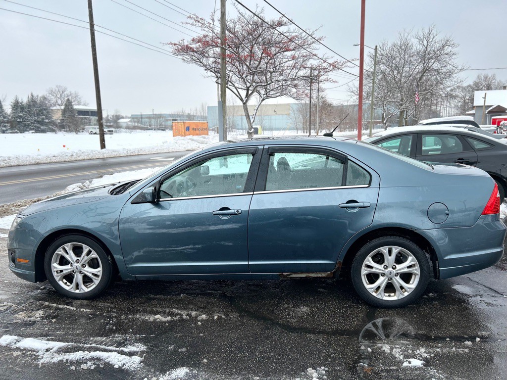 2012 Ford Fusion Image 3