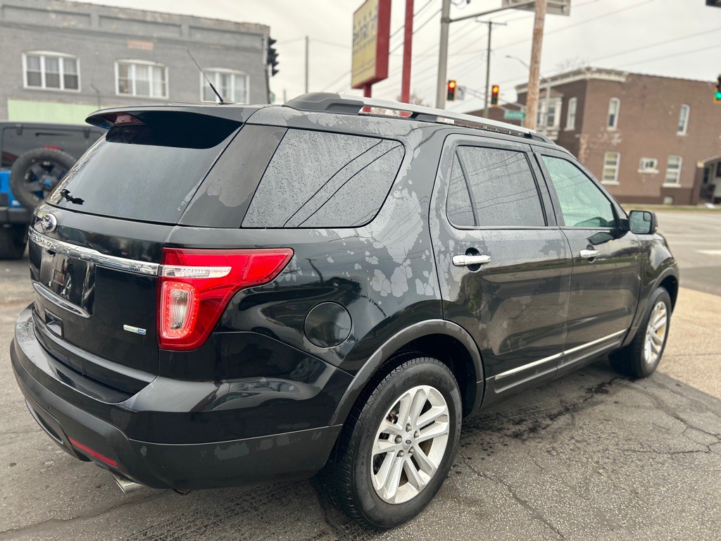 2013 Ford Explorer Image 7