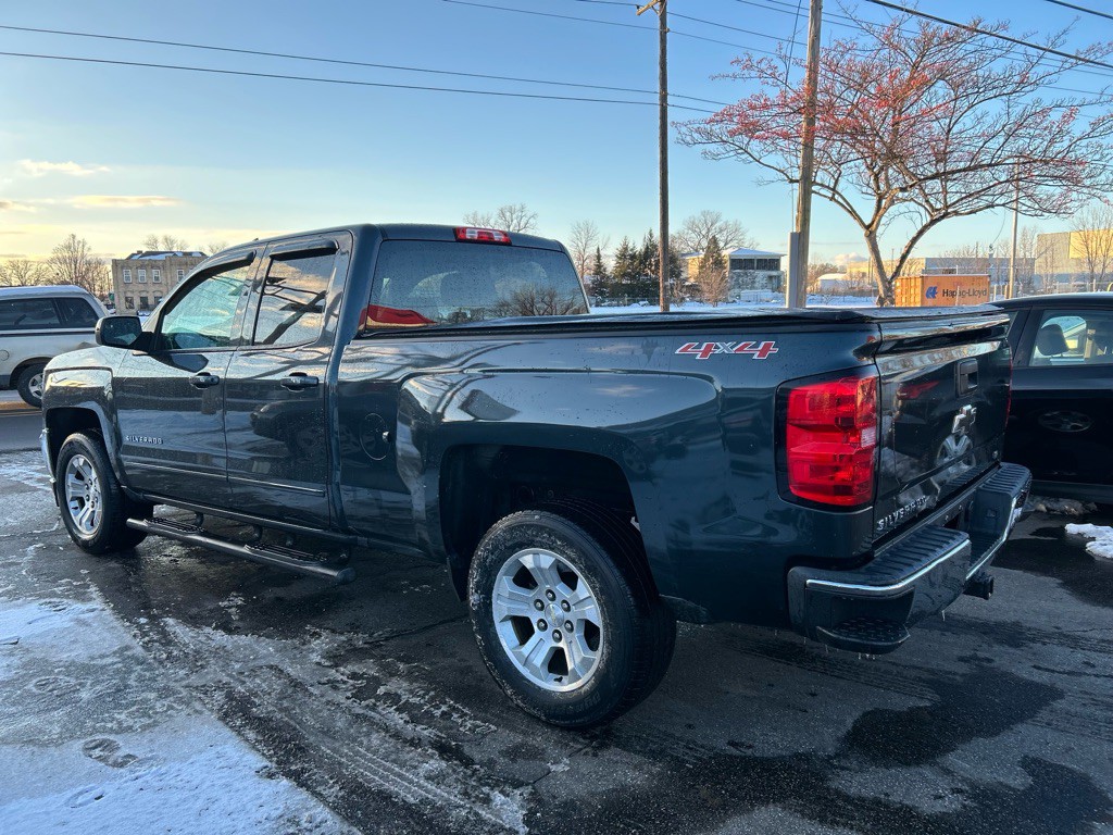 2017 Chevrolet Silverado 1500 Image 4