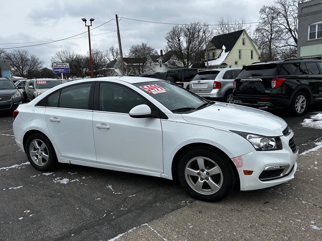 2016 Chevrolet Cruze Image 9