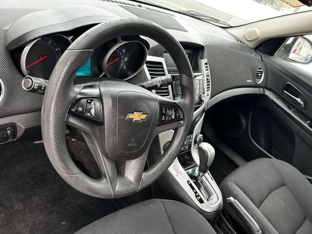 2016 Chevrolet Cruze Image 13