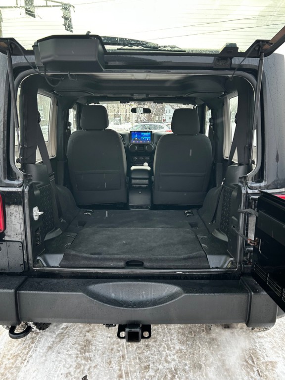 2015 Jeep Wrangler Image 6